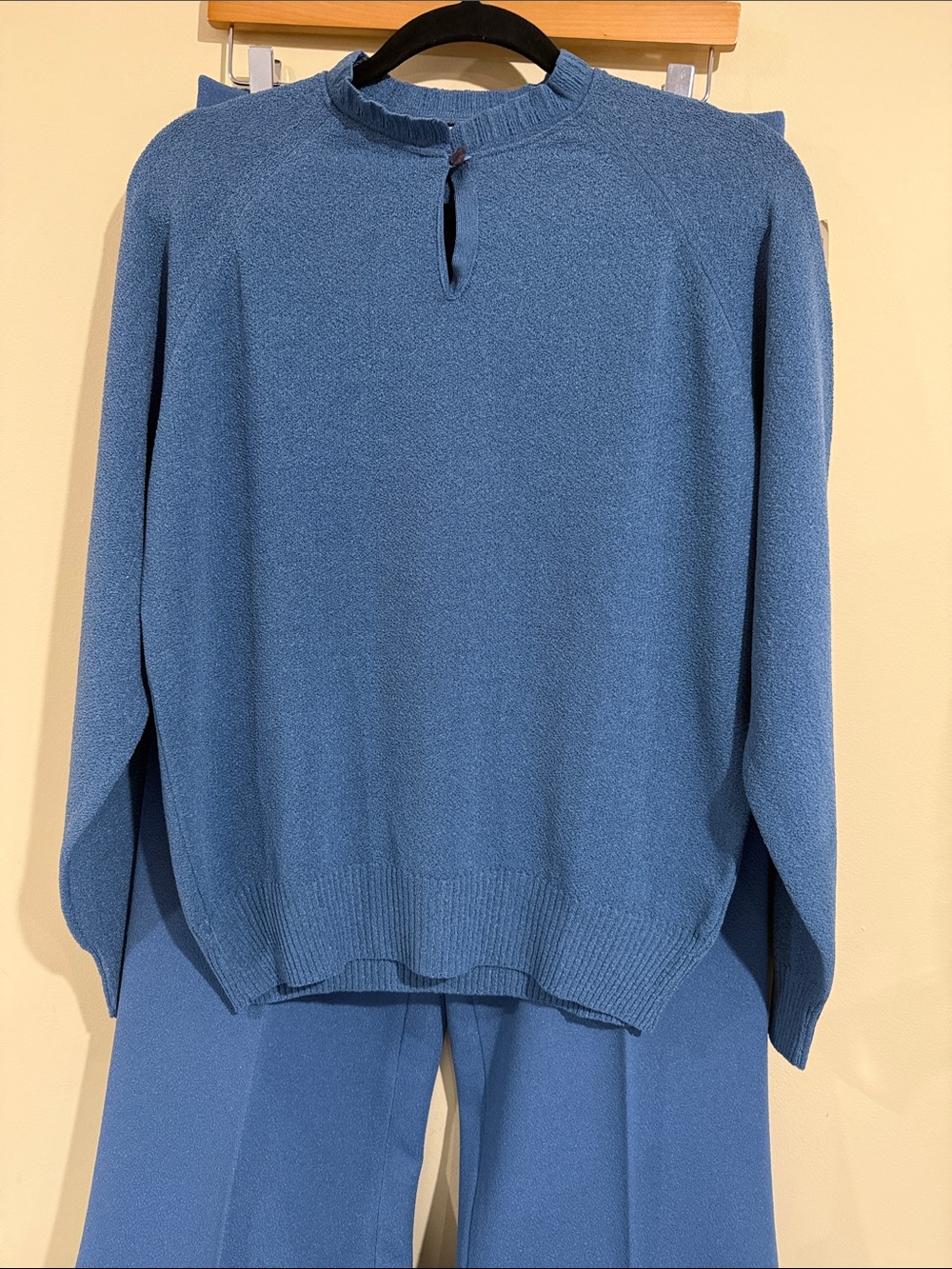 Talbott Women’s Size 16 Blue Solid Sweater & Pants 2-Piece Set - Stretchy L-XL